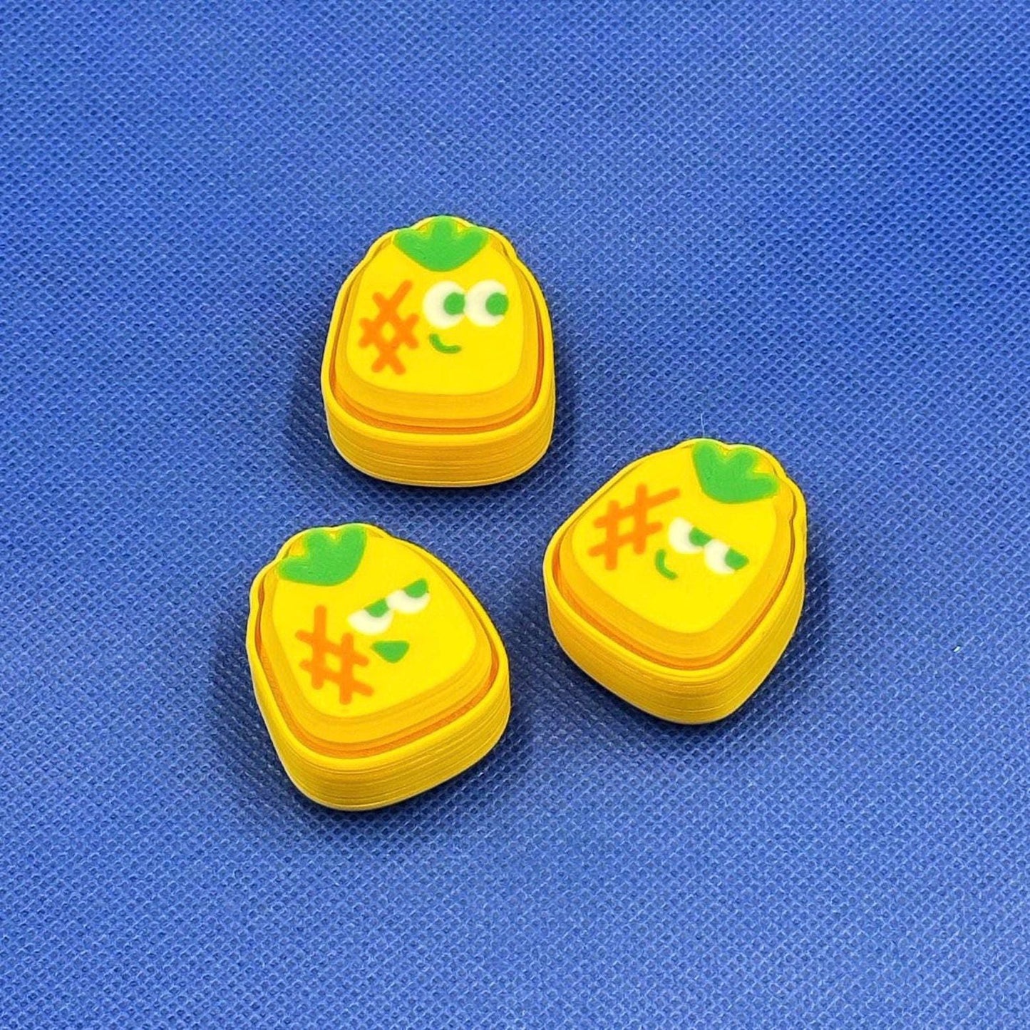 Colorful Clicker Fruit Fidgets Keychain | 3D Printed Emoji Faces for Stress Relief & Fun Party Favors Gift Idea