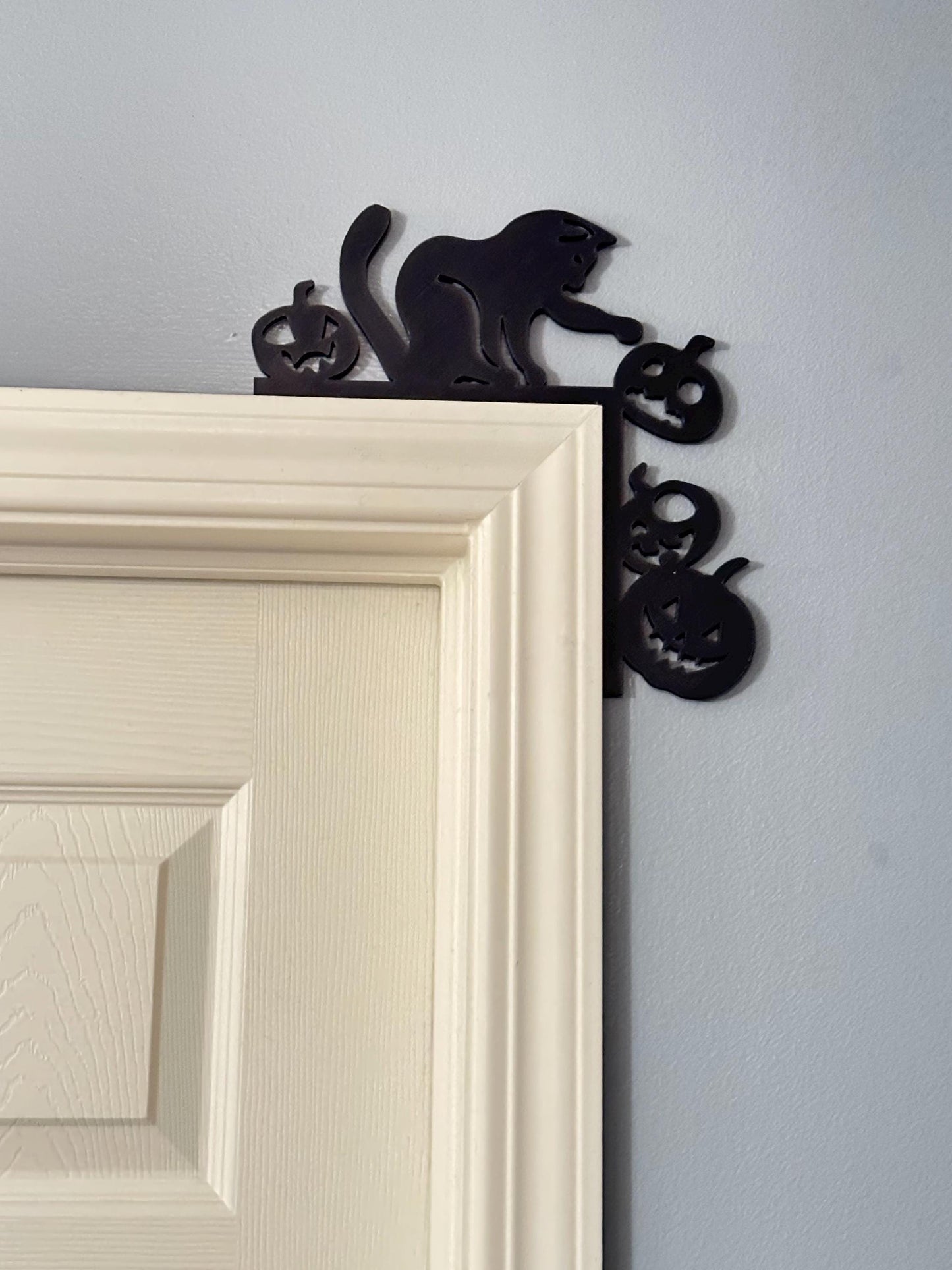 Halloween Cat & Pumpkin Door Corner Decor: Spooky Fall Welcome Sign