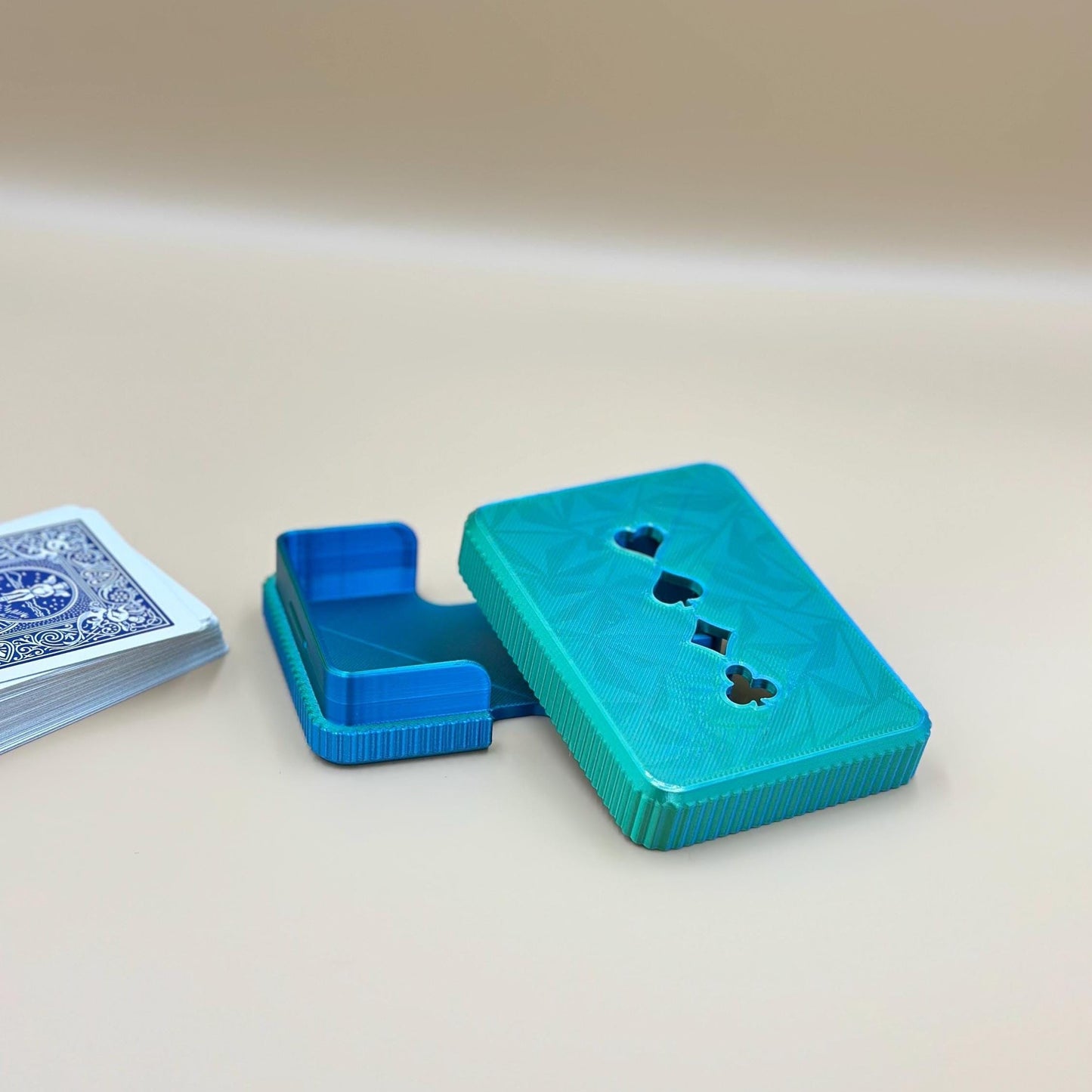 3D Printed Playing Card Deck Holder: Travel & Home Game Organizer