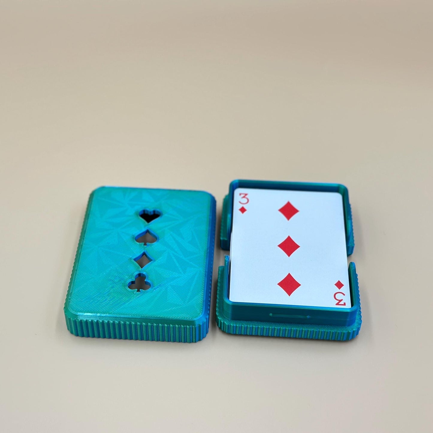 3D Printed Playing Card Deck Holder: Travel & Home Game Organizer