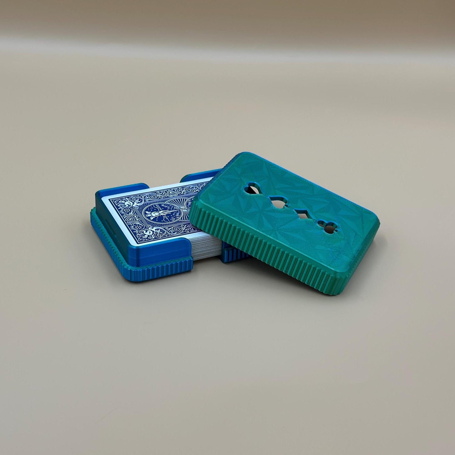 3D Printed Playing Card Deck Holder: Travel & Home Game Organizer