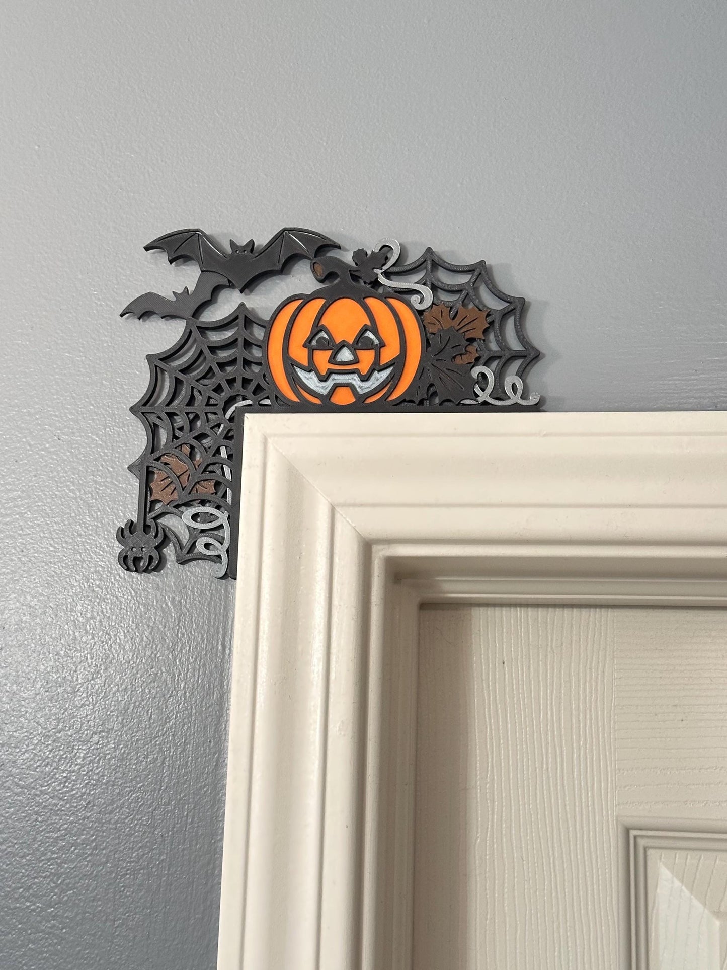 Spooky Halloween Door Corner Decoration: Autumn Party Accent