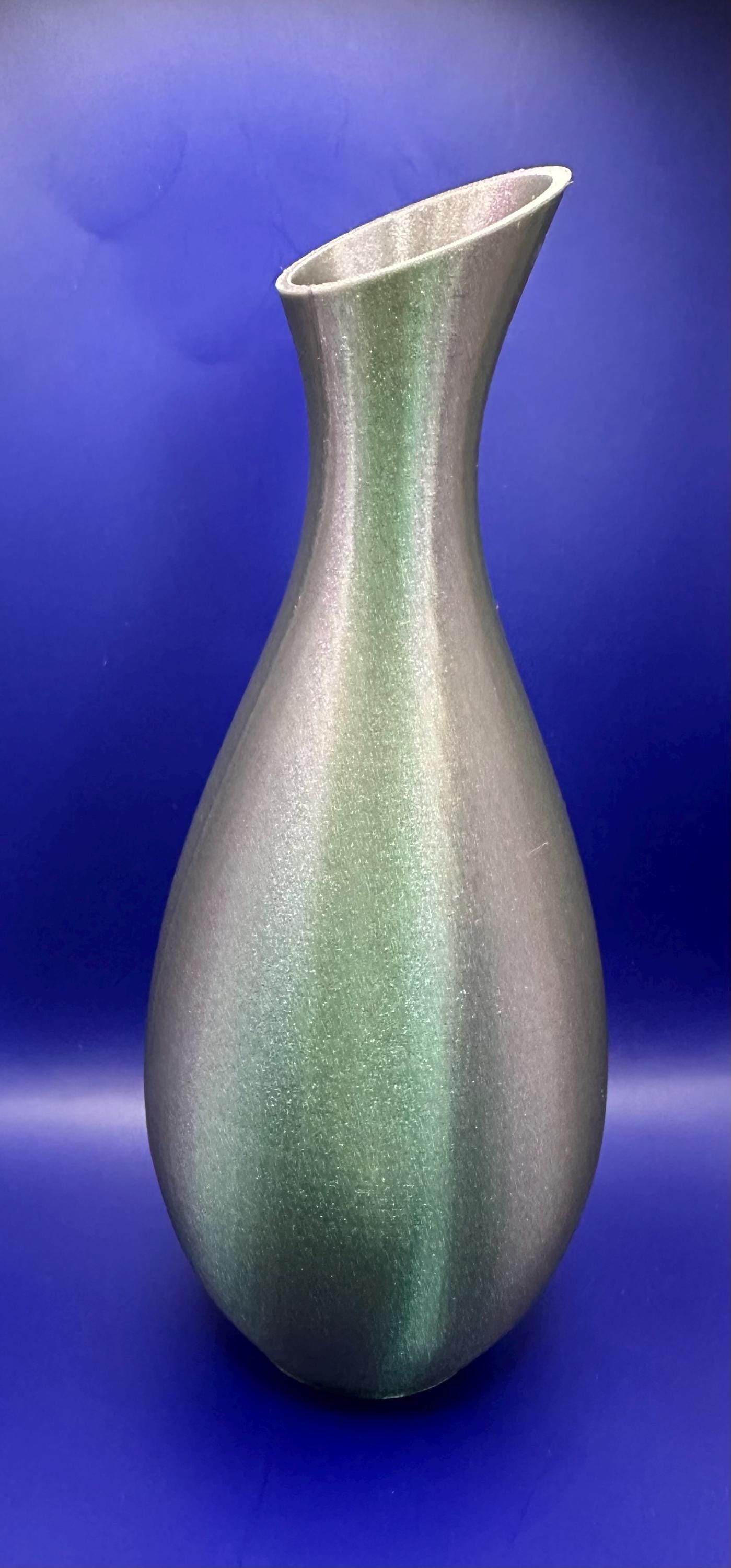Minimalist Vase - Chic 3D Printed Home Accent