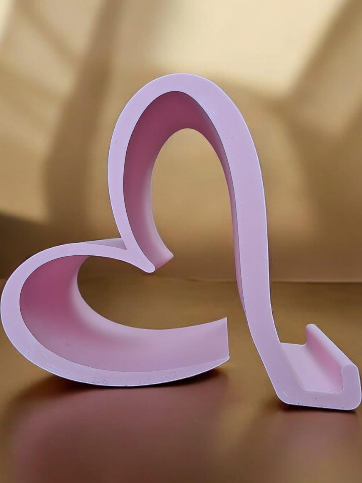 Heart Design Phone Holder for Gifting and Hands-Free Convenience