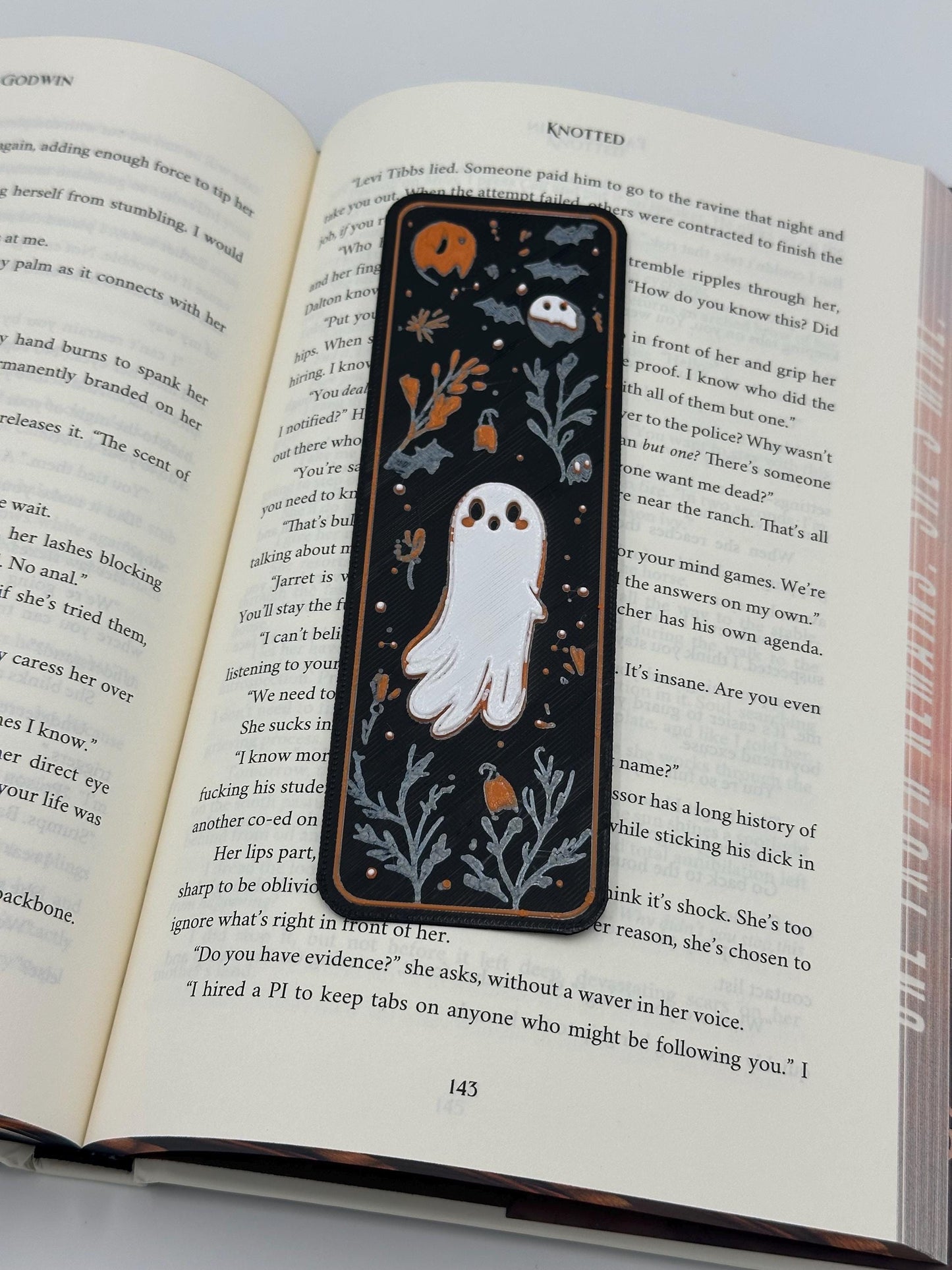 3D Printed Ghost Bookmarks: Spooky Gothic Book Accessories, Set of 3