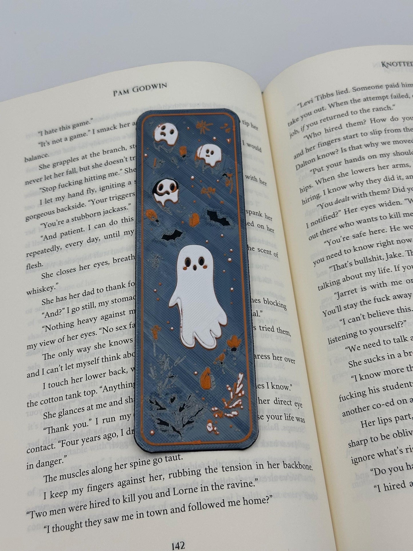 3D Printed Ghost Bookmarks: Spooky Gothic Book Accessories, Set of 3