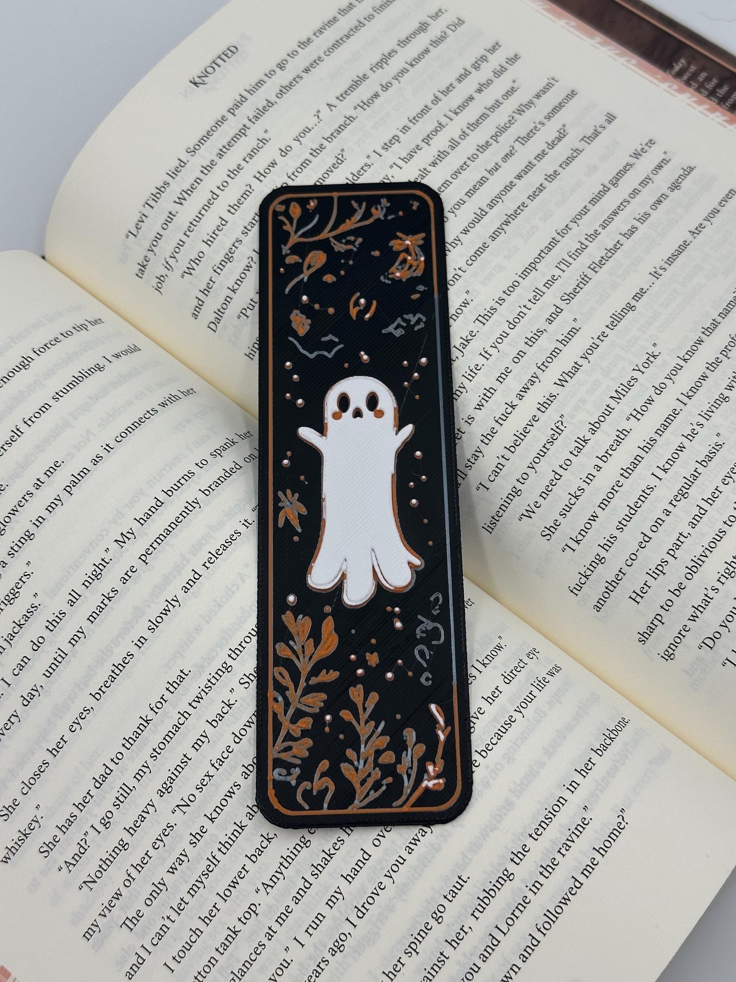 3D Printed Ghost Bookmarks: Spooky Gothic Book Accessories, Set of 3
