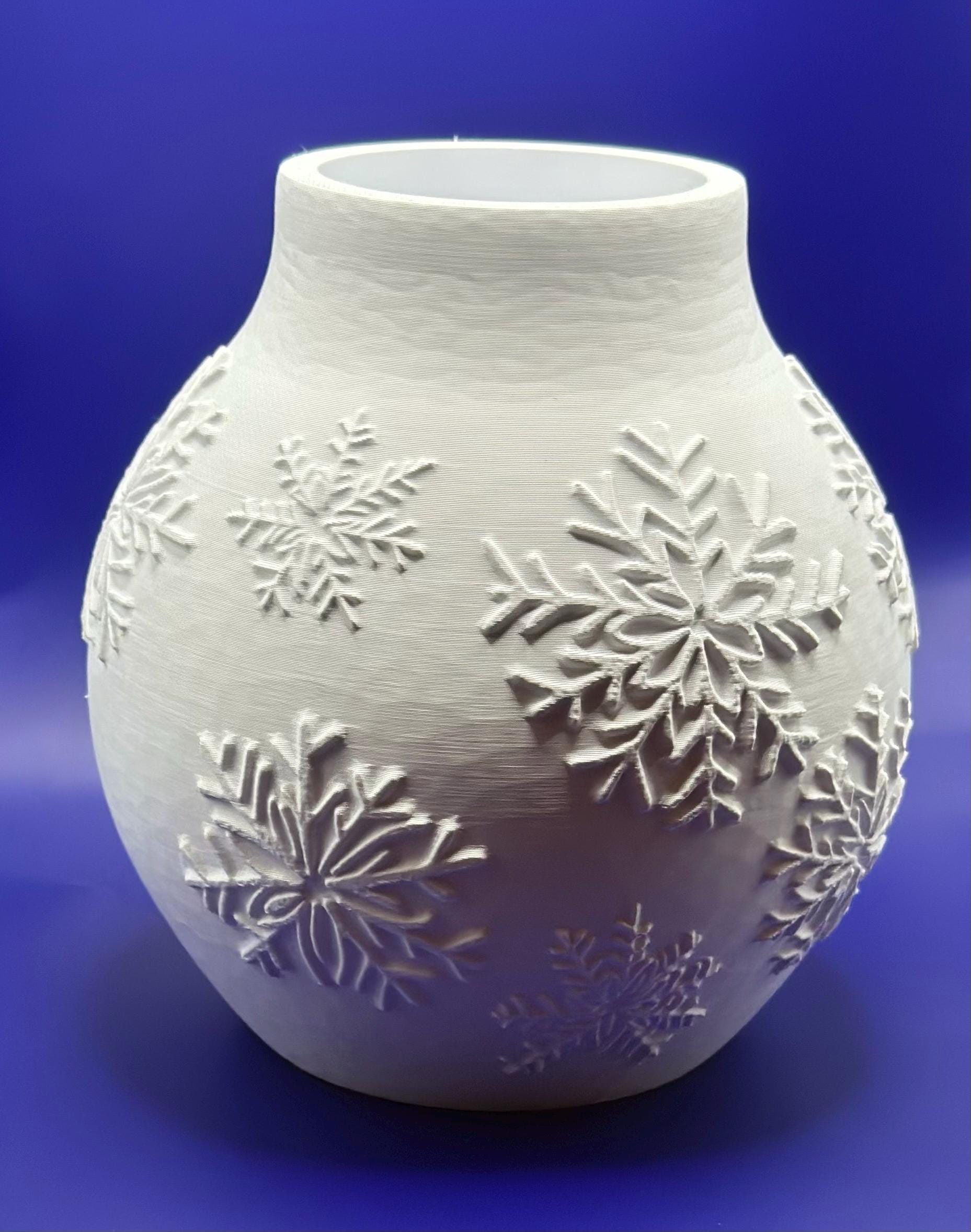 Festive Snowflake Vase - 3D Printed Home Decor