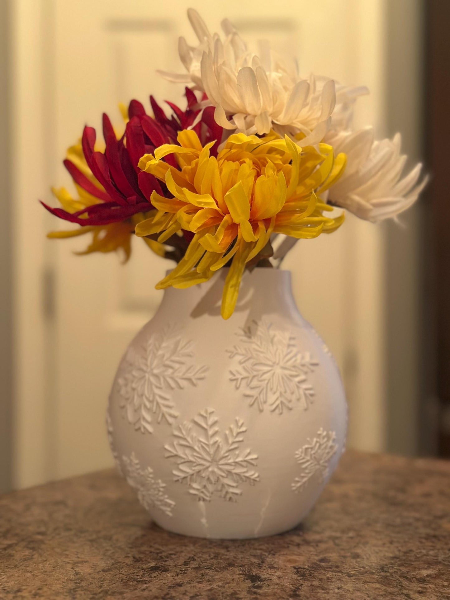 Festive Snowflake Vase - 3D Printed Home Decor