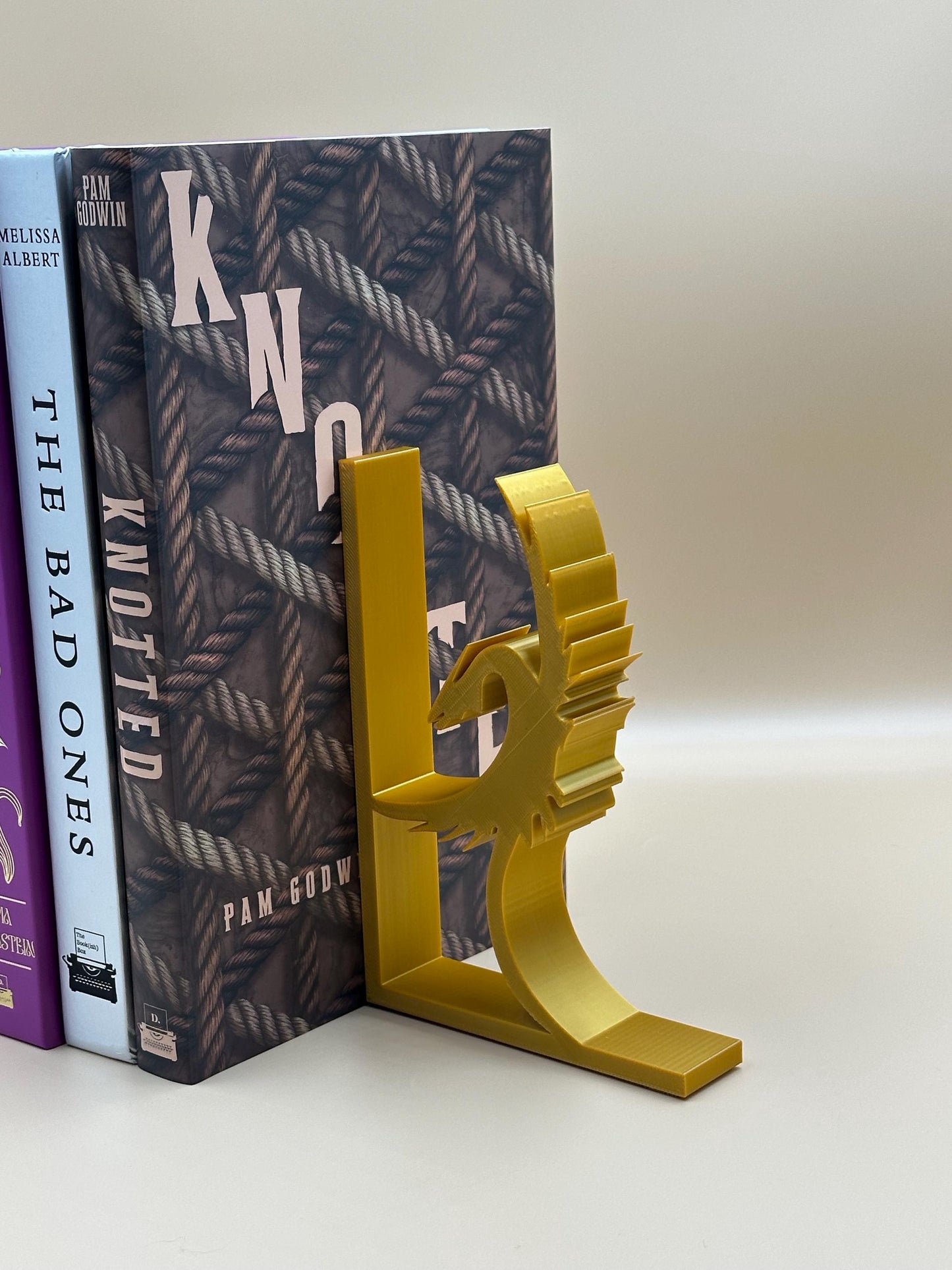 Dragon Bookends 3D Printed Black & Gold Pair, Unique Fantasy Home Office Decor, Perfect Gift for Book Lovers