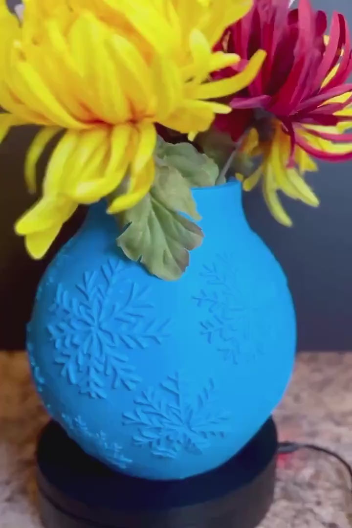 Festive Snowflake Vase - 3D Printed Home Decor